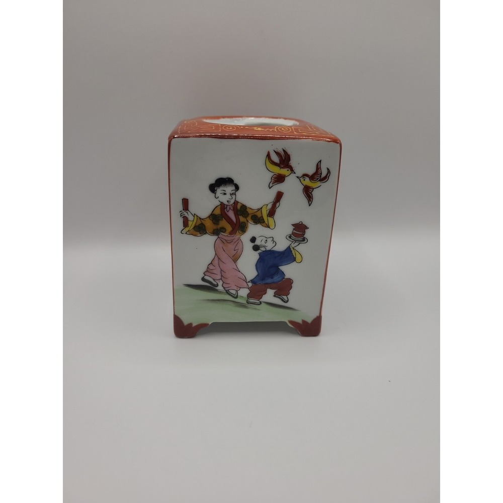 Antique Chinese Porcelain Container